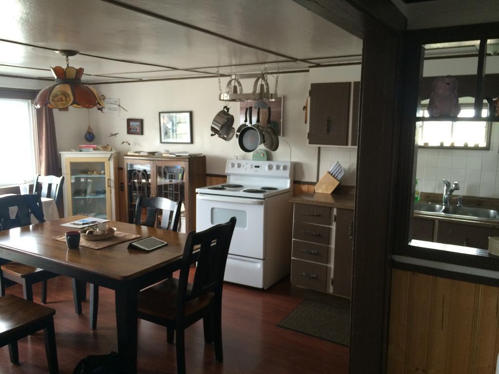 Bird Island B&B Bed And Bubble Elliston Exterior foto